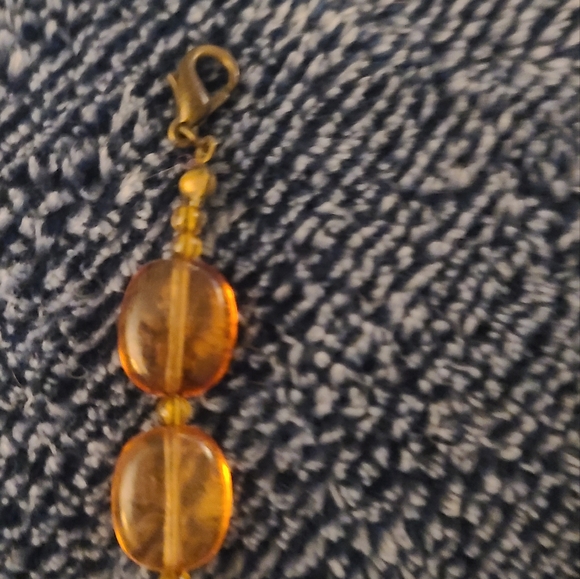 Monet costume necklace and a topaz costume beaded necklace. - Picture 2 of 8